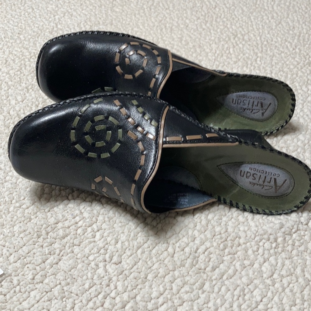 Clarks Artisan Shoes. - image 6